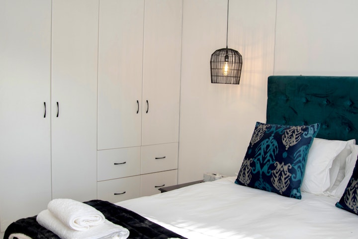 Cape Town Accommodation at Panthera Cottage | Viya