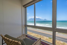 Milnerton Rural Accommodation at Bloubergstrand Beachfront Apartment | Viya