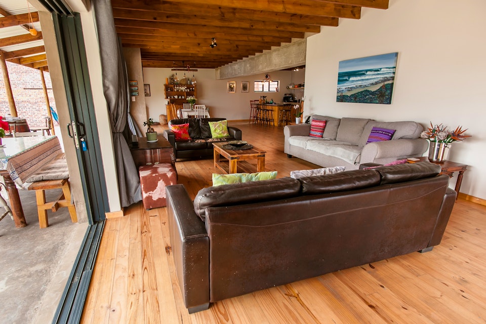 Jeffreys Bay Accommodation at  | Viya