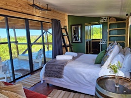 Eastern Cape Accommodation at Coopers Highlands Tree Top Cabin | Viya