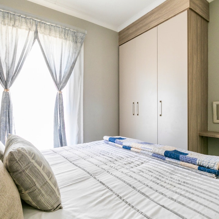 Gauteng Accommodation at 50 On Lever Apartment | Viya