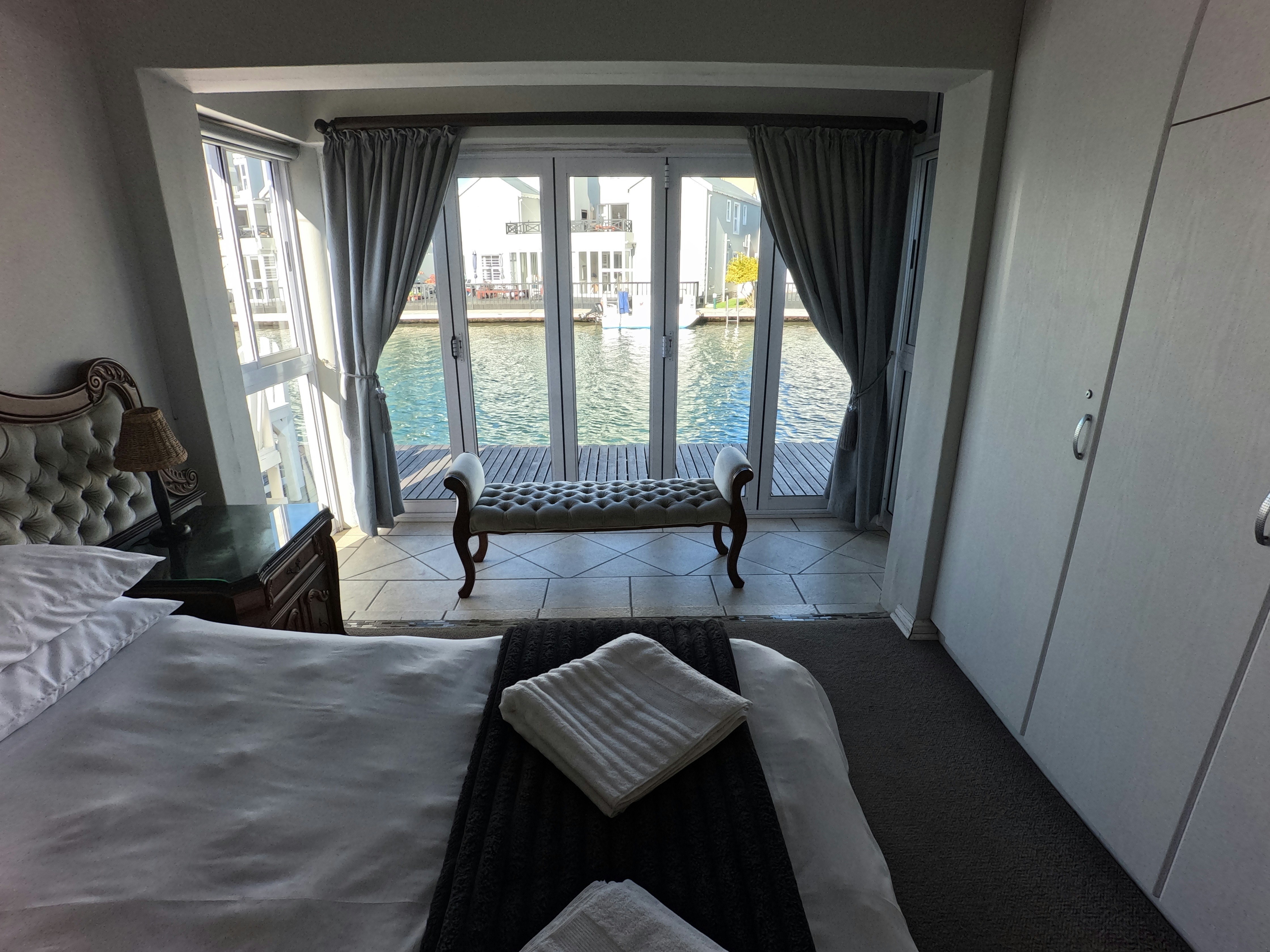 Marina Martinique Aruba Breeze Condo image no 21 of 37