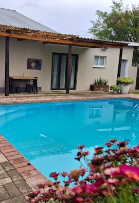 Karoo Accommodation at Aan de Granaat | Viya