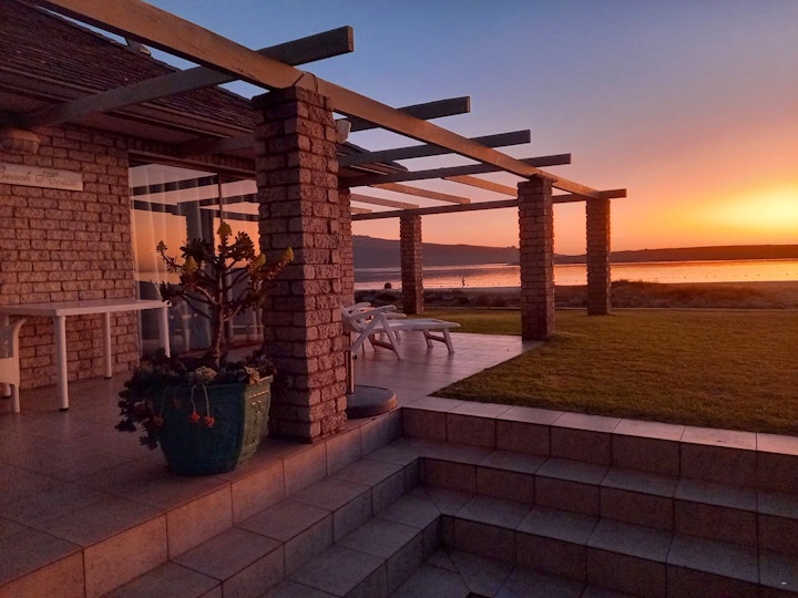 Western Cape Accommodation at Water's Edge | Viya