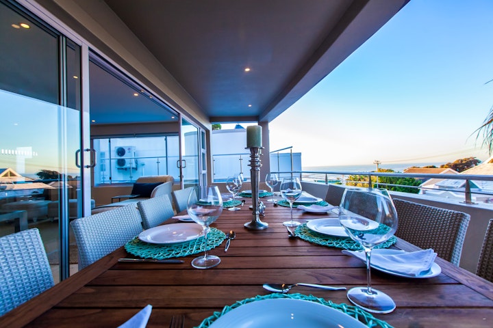 Cape Town Accommodation at Villa on the Slopes of Geneva Drive | Viya