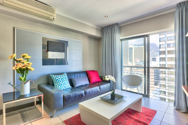 Cape Town Accommodation at Icon Luxury Studio Apartment | Viya