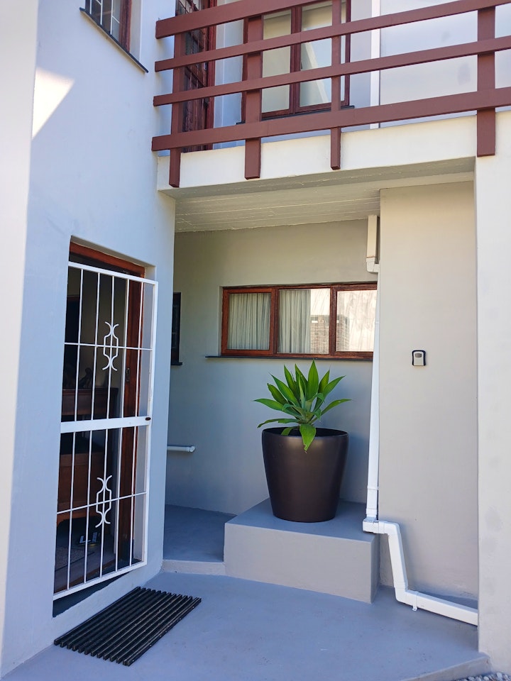 Gansbaai Accommodation at Vergezicht Vakansie Huis | Viya