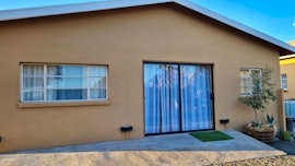 Karoo Accommodation at  | Viya