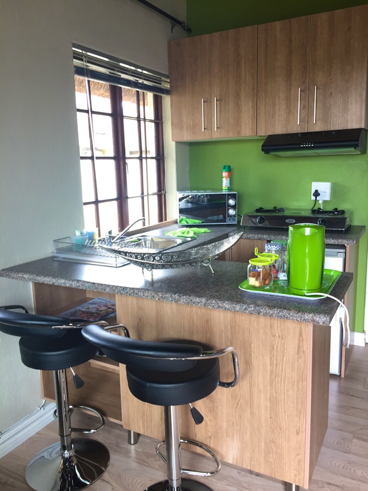 Gauteng Accommodation at 12OnVaalDrive Guest House | Viya