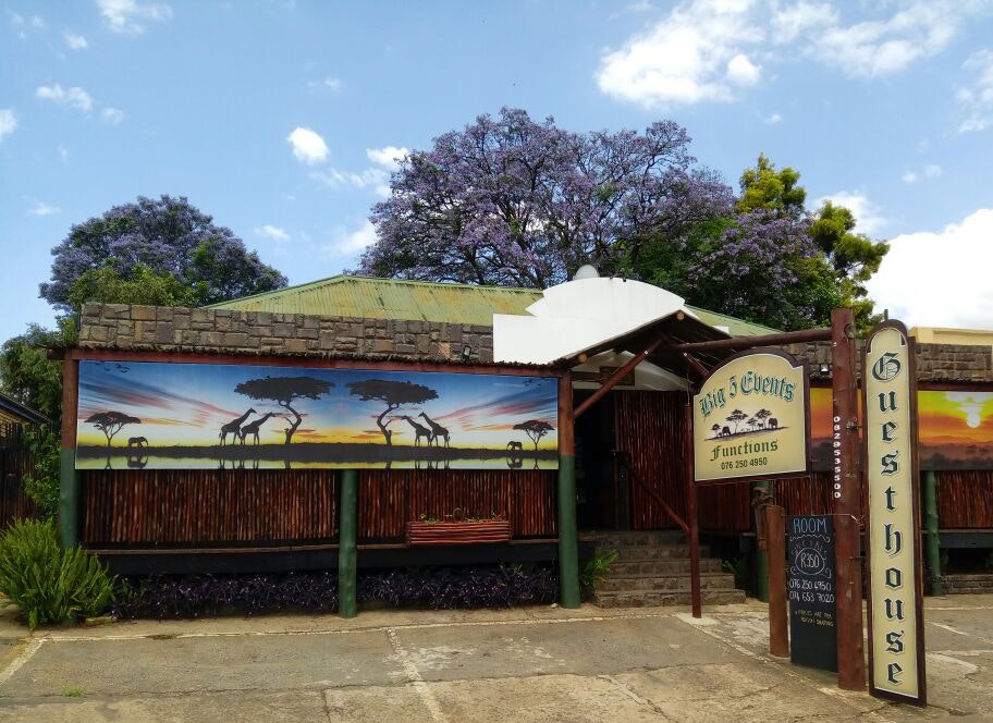 Accommodation Near God S Window