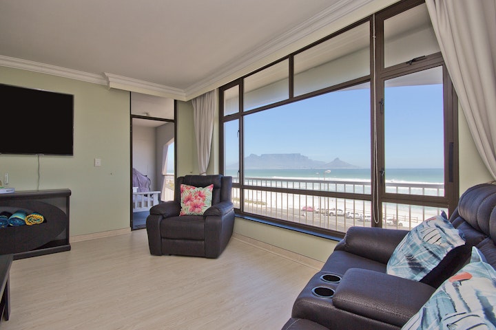 Cape Town Accommodation at Mountain and Sea Splendor | Viya