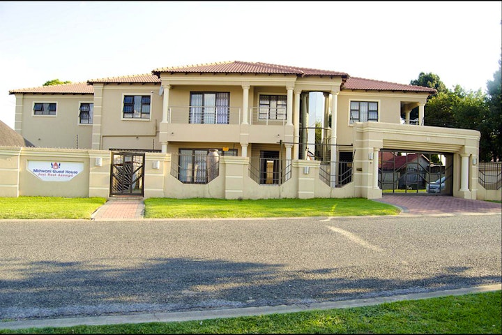 Johannesburg Accommodation at Mkhwani Guest House | Viya