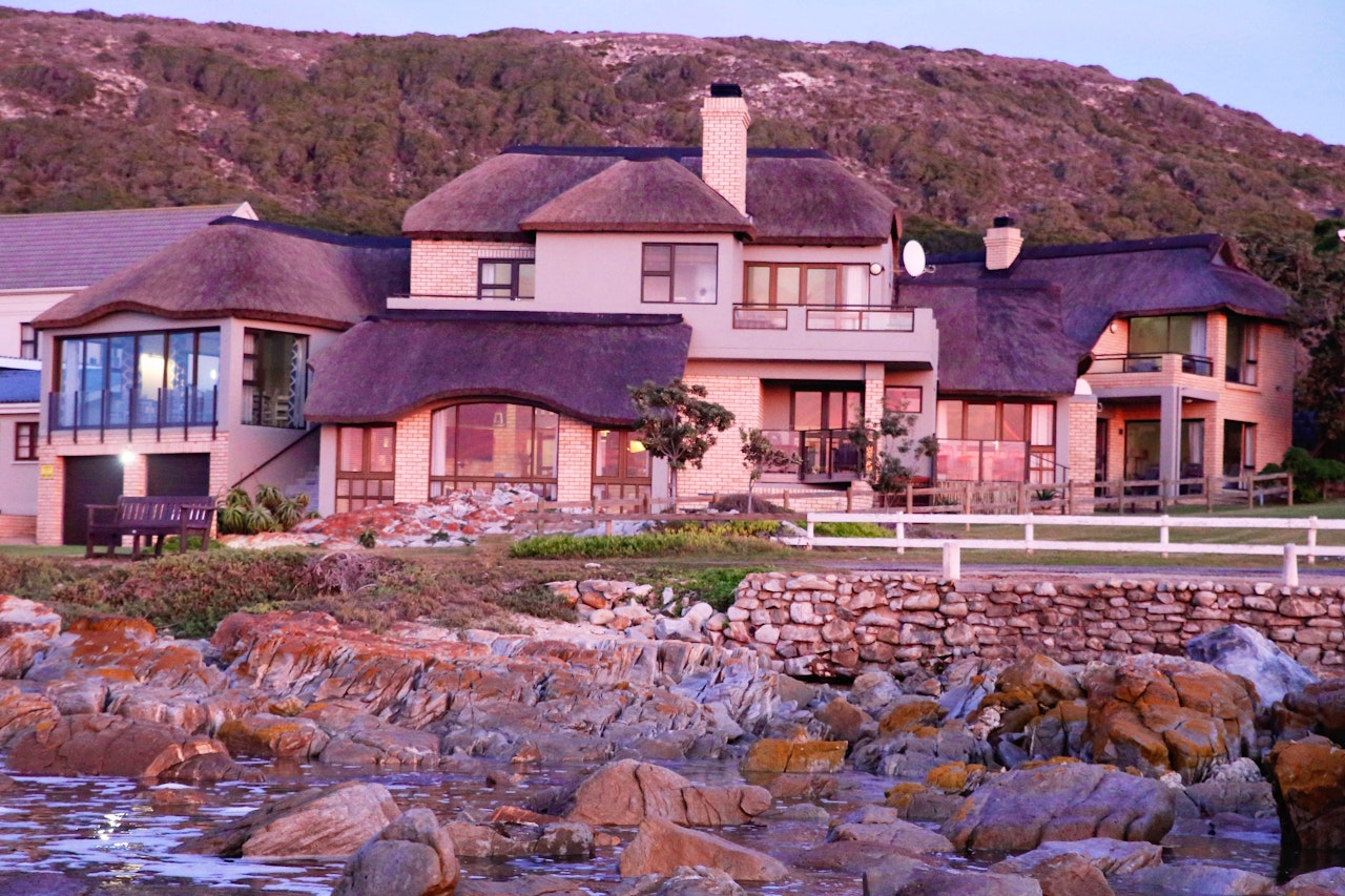 Garden Route Accommodation at  | Viya