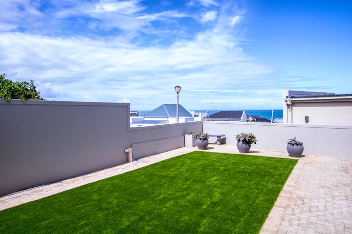 Cape Town Accommodation at Small Bay Beach Suites | Viya