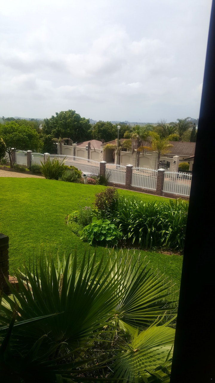 Cape Town Accommodation at 6 On Grand | Viya