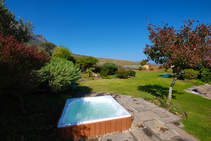 Western Cape Accommodation at Kingsbury Cottage | Viya