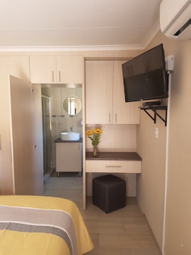 Pretoria Accommodation at LightStone Guest House | Viya