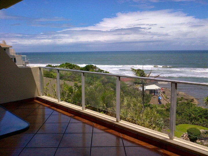 KwaZulu-Natal Accommodation at Beach Front, Penthouse Cabana, Uvongo Main Beach | Viya