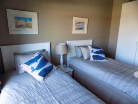 Ansteys Beach Accommodation at  | Viya