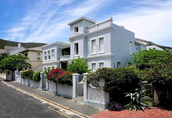 Cape Town Accommodation at Barry Hall Apartments | Viya
