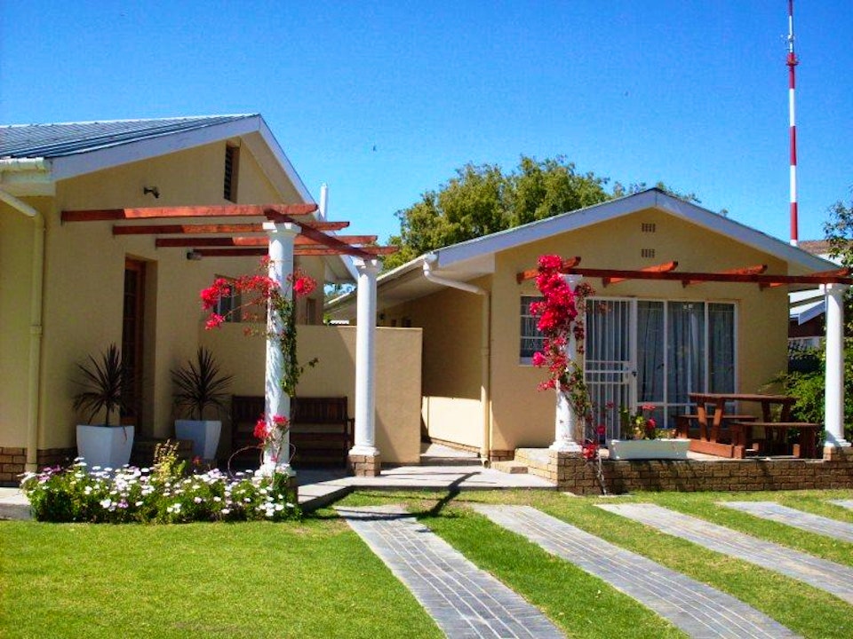 Karoo Accommodation at  | Viya