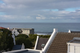 Hermanus Accommodation at Roos Kothuis aan't See | Viya