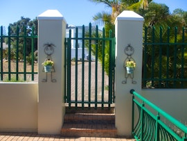 Mossel Bay Accommodation at Bienvenue Self-Catering | Viya