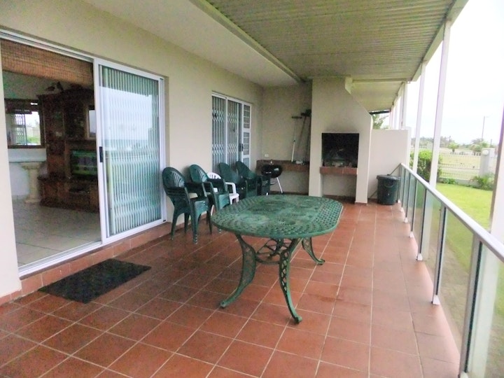 KwaZulu-Natal Accommodation at Uvongo Chalets 19 | Viya