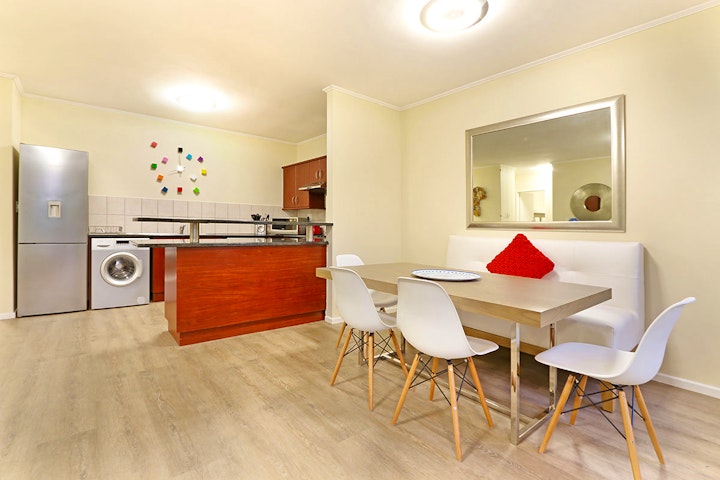 Northern Suburbs Accommodation at Capri 101 | Viya