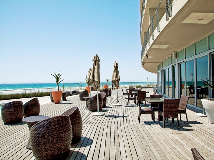 Cape Town Accommodation at Lagoon Beach Hotel | Viya