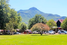 Drakensberg Accommodation at Lola's Luxury Self-Catering Accommodation | Viya