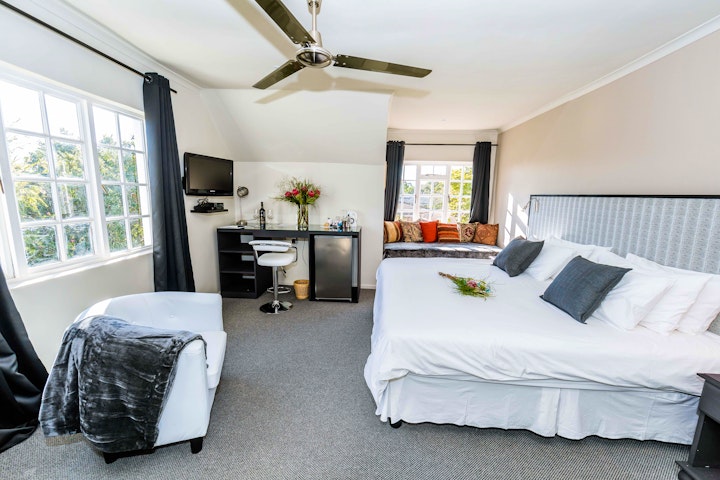 Northern Suburbs Accommodation at Le Petit Chateau Guest House | Viya