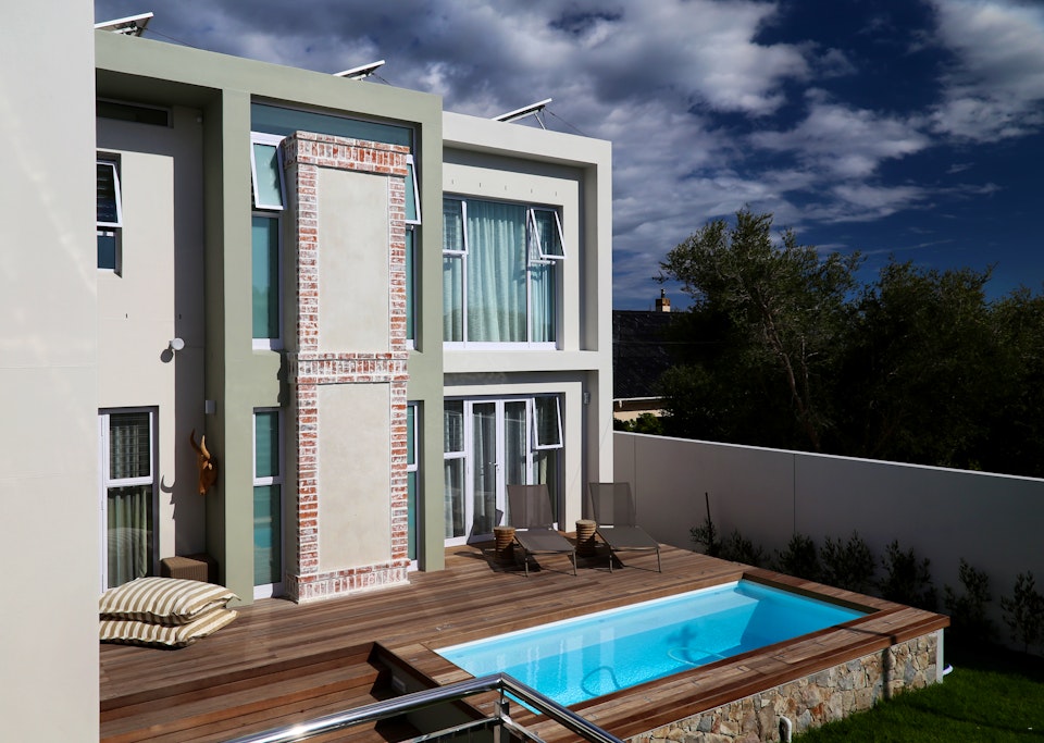 Hermanus Accommodation at  | Viya