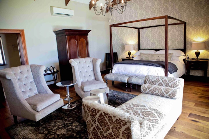 Boland Accommodation at Under Oaks - The Vineyard Suites | Viya