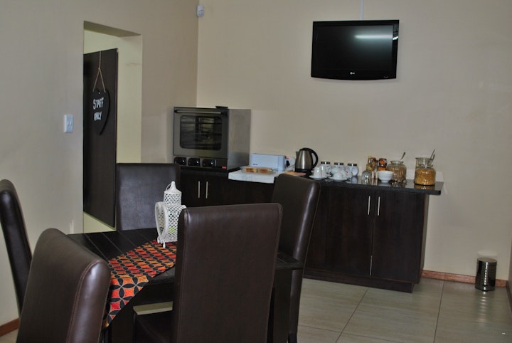 North West Accommodation at Amaris Guesthouse | Viya