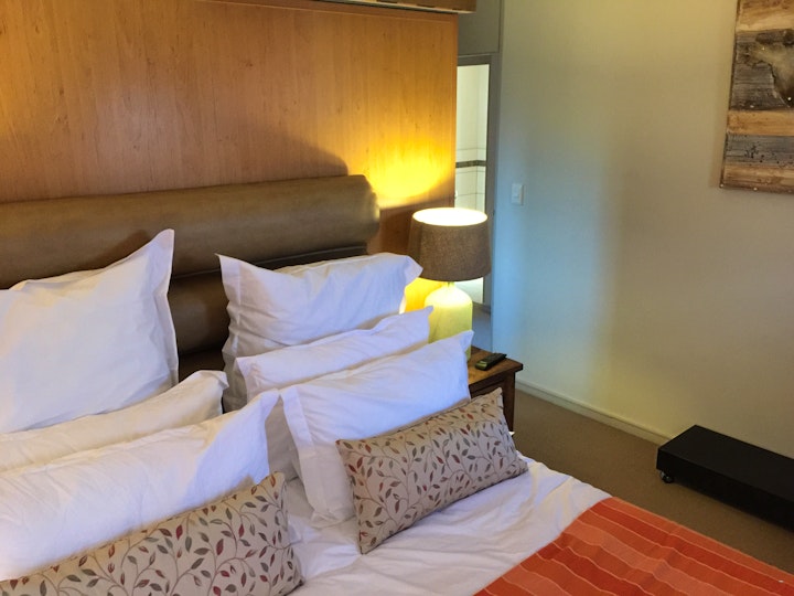Cape Town Accommodation at Manhattan Suites 508 | Viya