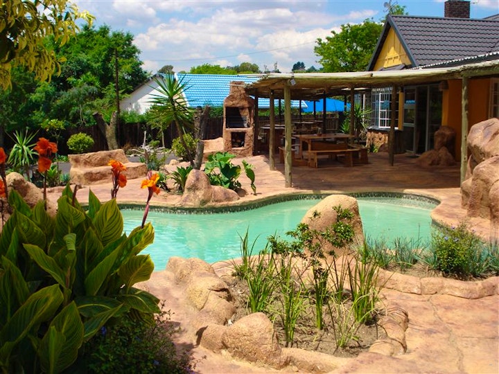 Johannesburg Accommodation at Flintstones Guesthouse Fourways | Viya