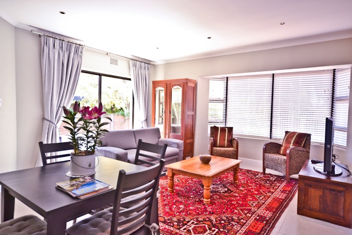 Northern Suburbs Accommodation at @ 7Pillars | Viya