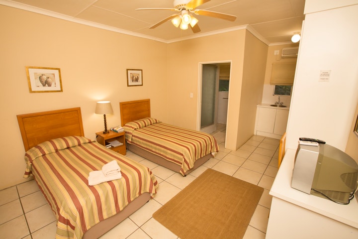 Kruger To Canyons Accommodation at Loerie Guest House | Viya
