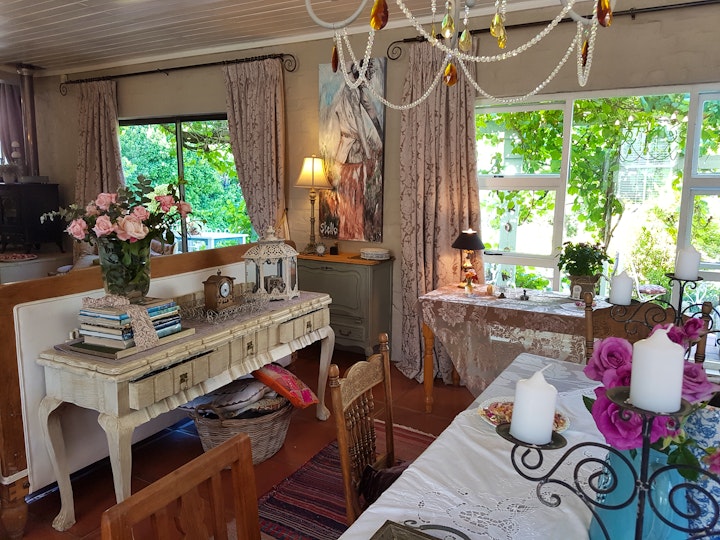 Cape Town Accommodation at Three Oaks B&B | Viya