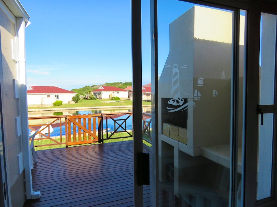 Jeffreys Bay Accommodation at  | Viya