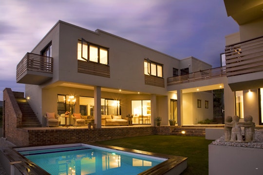 Plettenberg Bay Accommodation at  | Viya