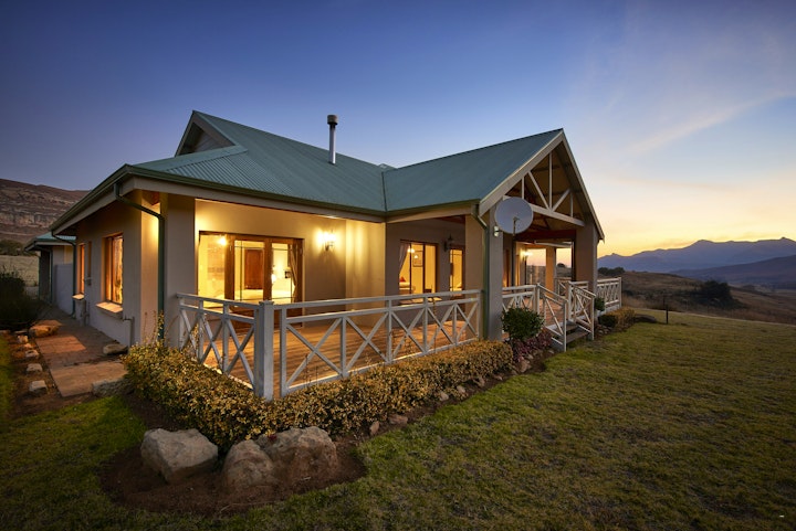 Drakensberg Accommodation at Dynasty Red Mountain Ranch | Viya