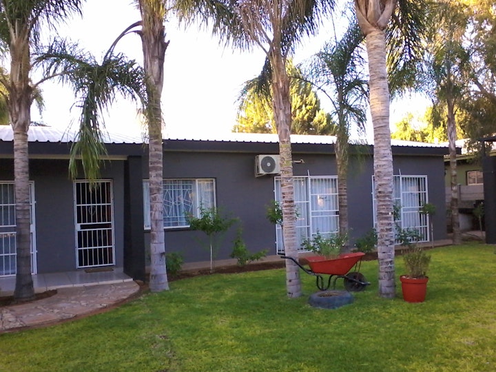Northern Cape Accommodation at Tehillah Guesthouse | Viya