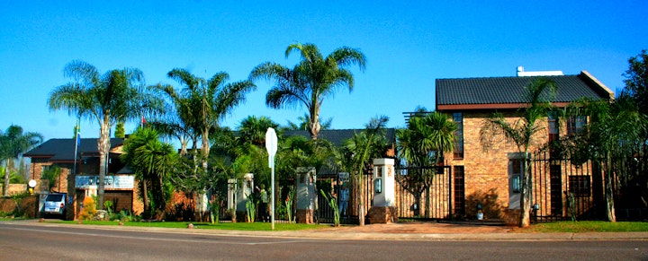 Centurion Accommodation at Africa House Guest House | Viya