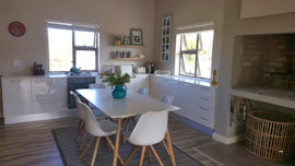 Betty's Bay Accommodation at Gilly's Pearl | Viya