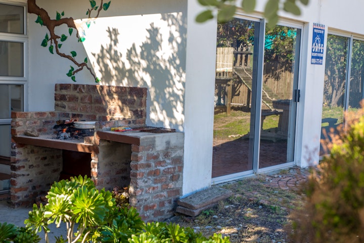 Overberg Accommodation at Happy Family Guest House | Viya