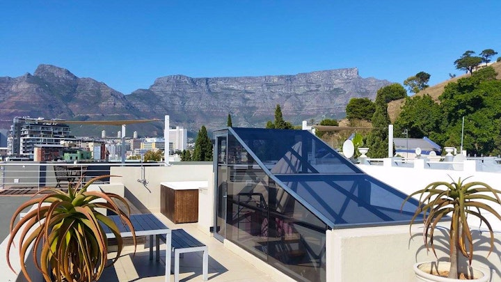 Cape Town Accommodation at 15 De Smit | Viya