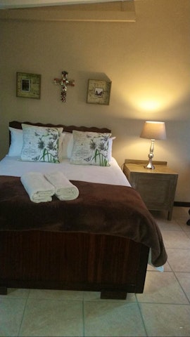 Karoo Accommodation at Avenue Guesthouse | Viya