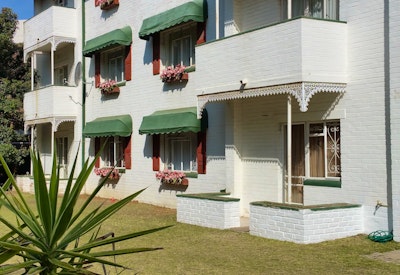  at Lynhill Self-Catering Apartments | TravelGround